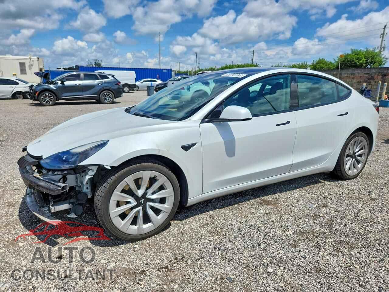 TESLA MODEL 3 2022 - 5YJ3E1EA2NF287324
