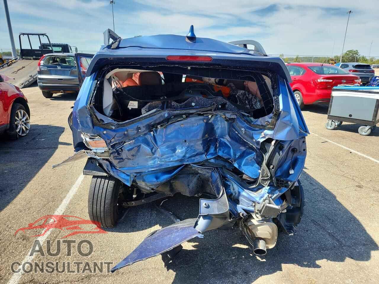 SUBARU FORESTER 2017 - JF2SJALC8HH522326