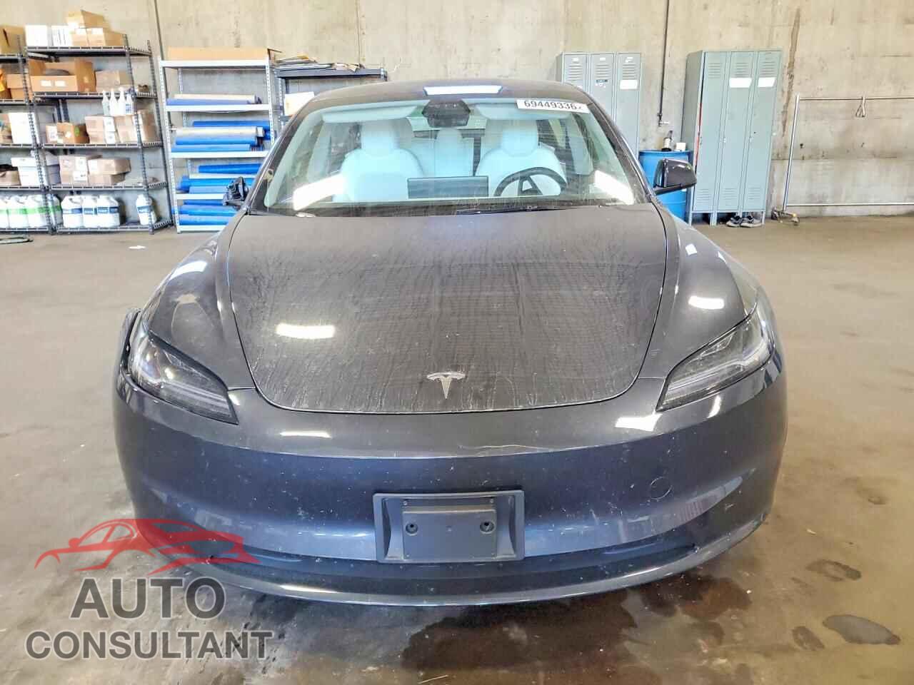 TESLA MODEL 3 2024 - 5YJ3E1EA7RF880019