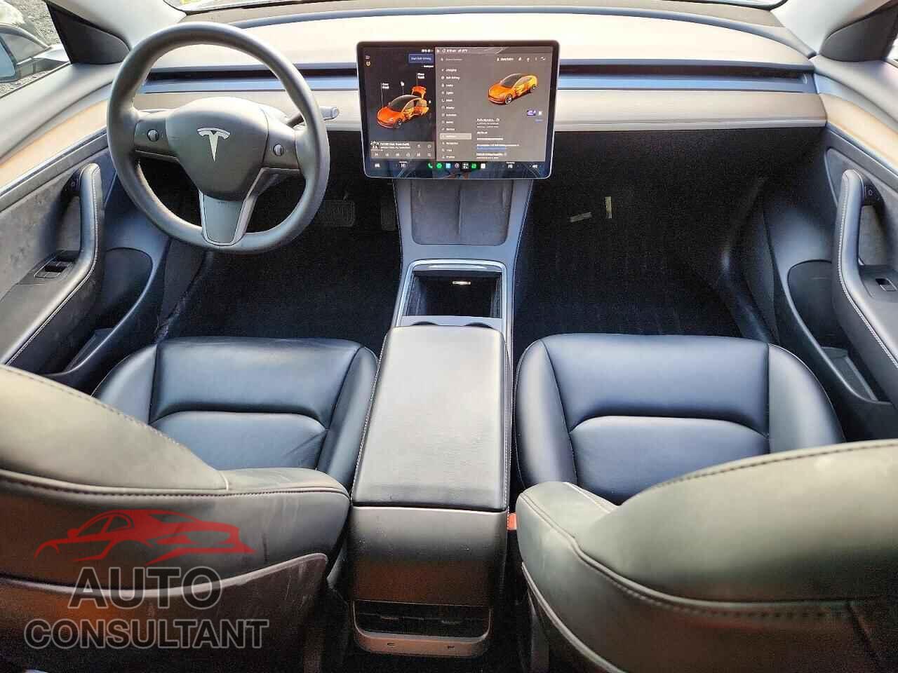 TESLA MODEL 3 2021 - 5YJ3E1EB0MF992565
