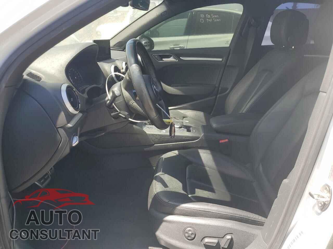 AUDI A3 2017 - WAUB8GFF1H1044534