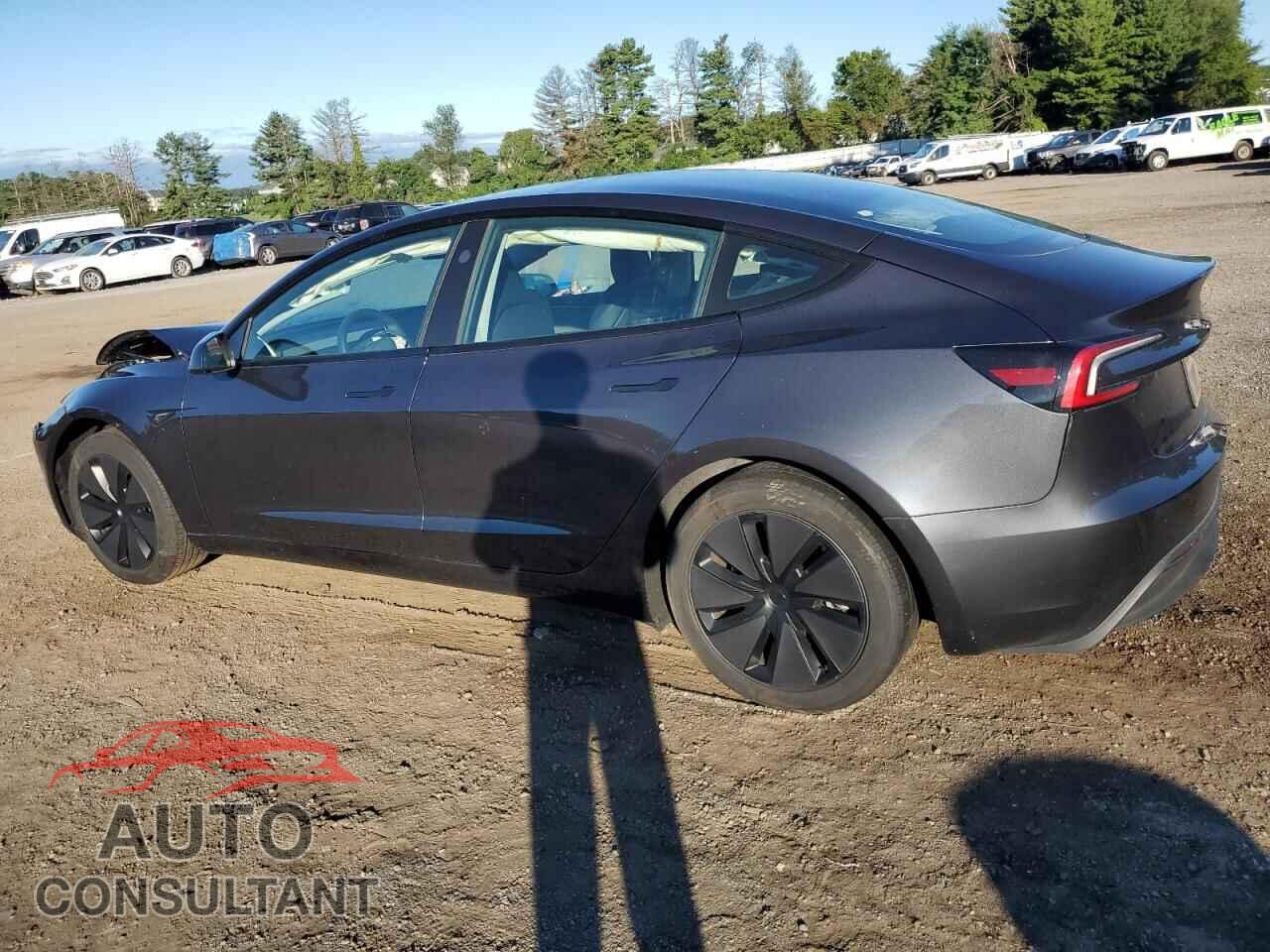 TESLA MODEL 3 2024 - 5YJ3E1EA5RF727896