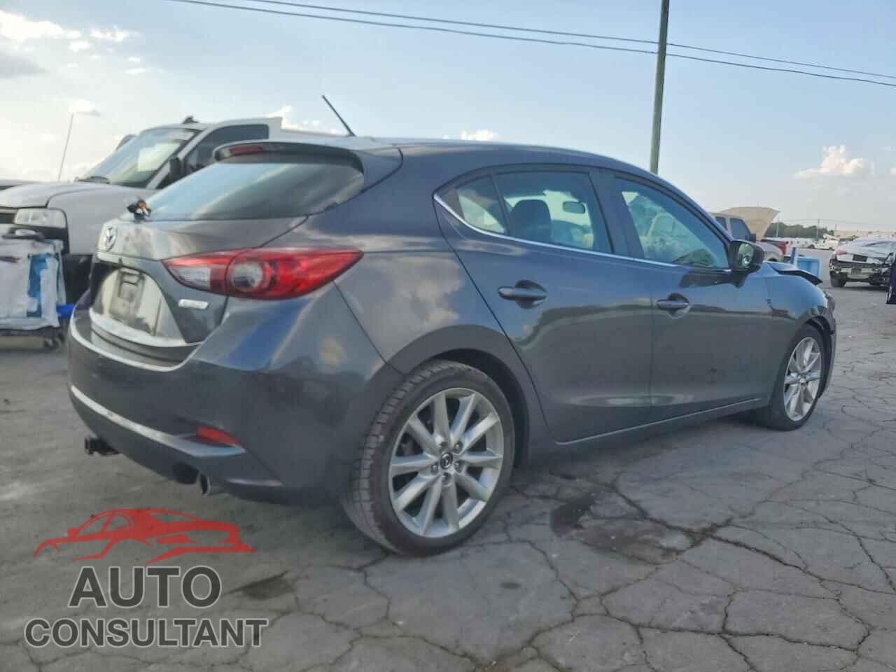 MAZDA 3 2017 - 3MZBN1L76HM154288