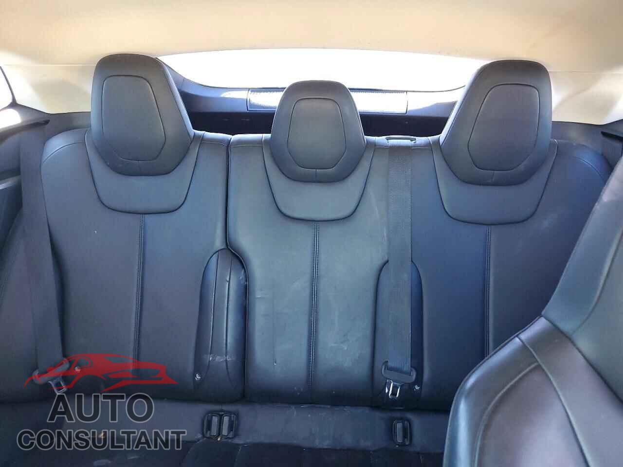 TESLA MODEL S 2014 - 5YJSA1S10EFP64859