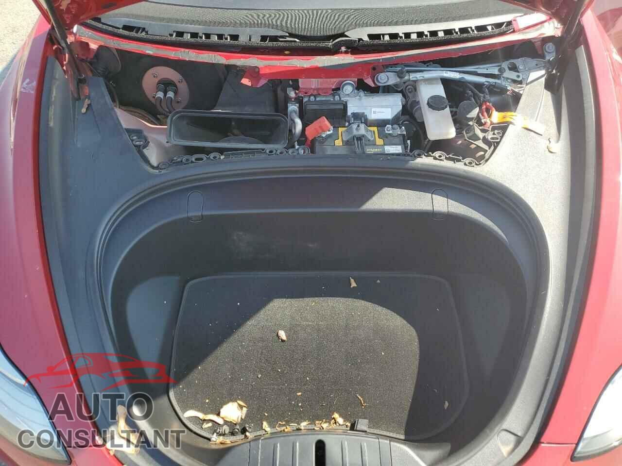 TESLA MODEL 3 2018 - 5YJ3E1EB3JF115922