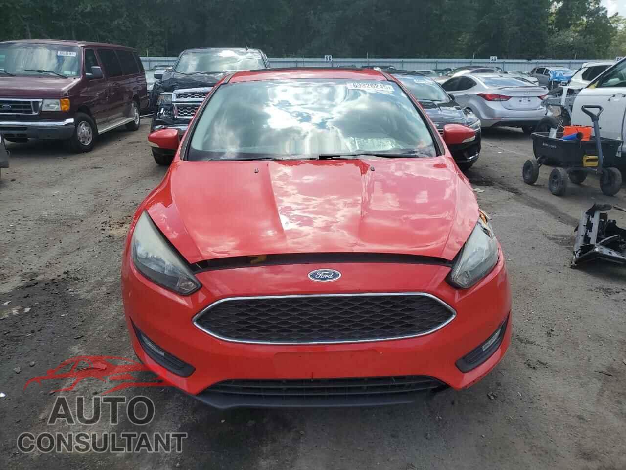 FORD FOCUS 2015 - 1FADP3F29FL344642