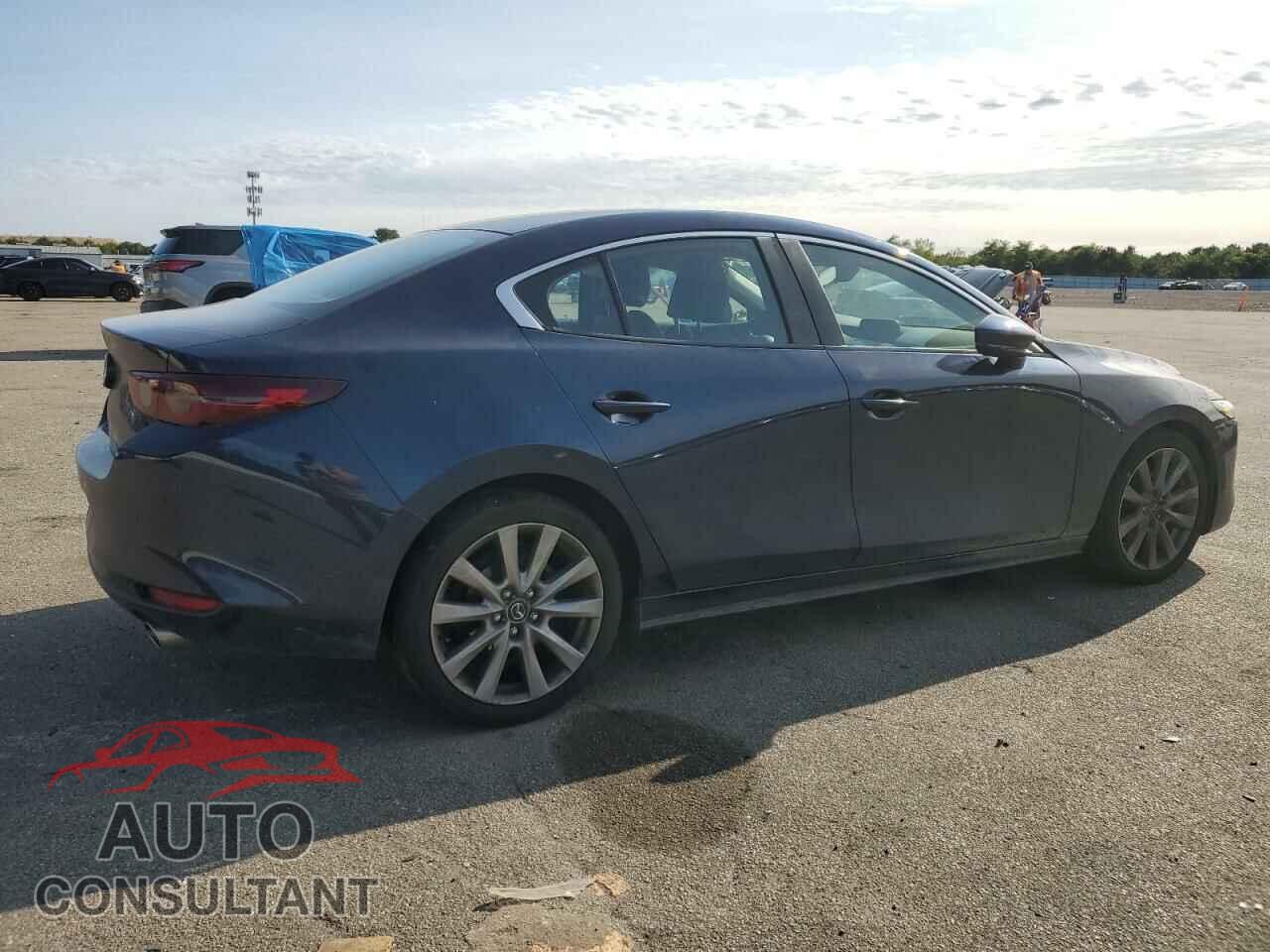 MAZDA 3 2021 - 3MZBPBBM4MM208155