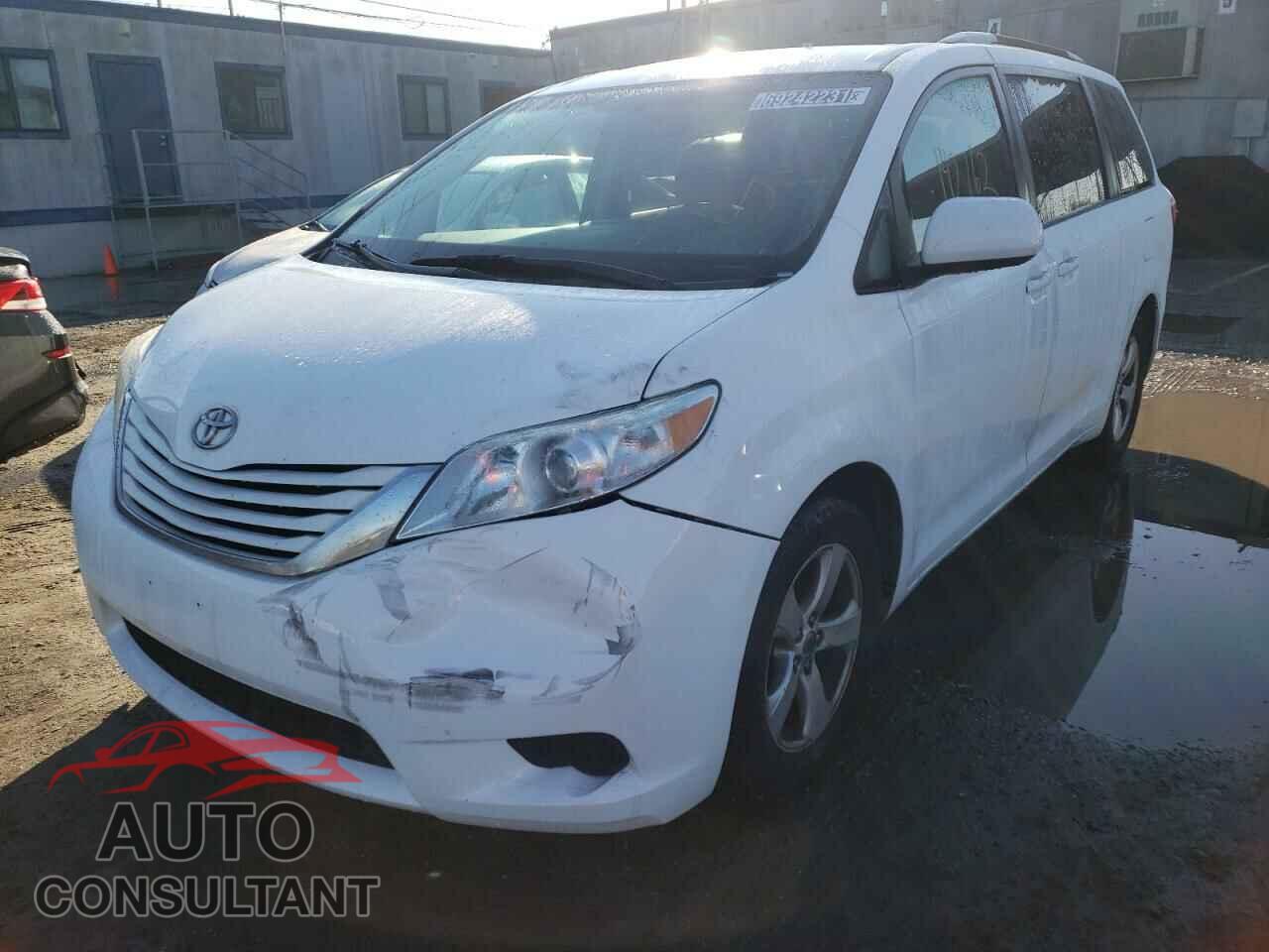 TOYOTA SIENNA 2017 - 5TDKZ3DC5HS855094