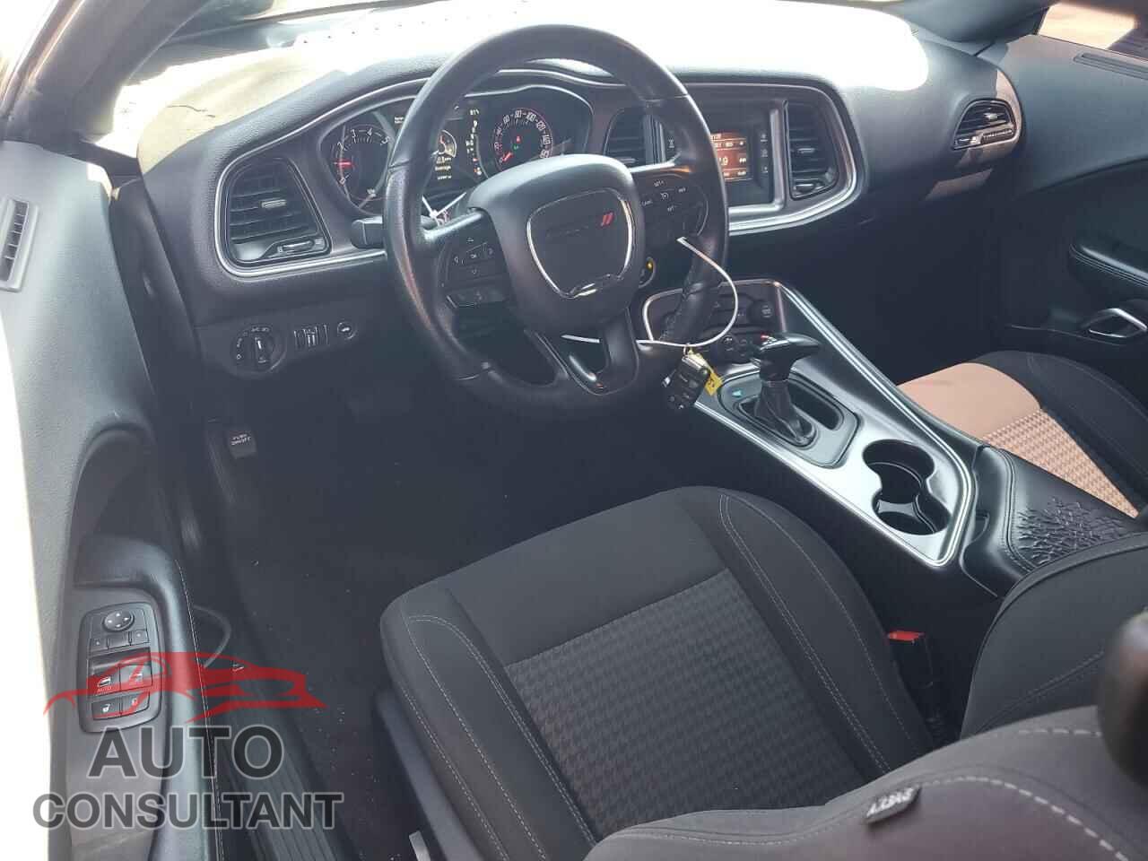 DODGE CHALLENGER 2017 - 2C3CDZAG8HH532352