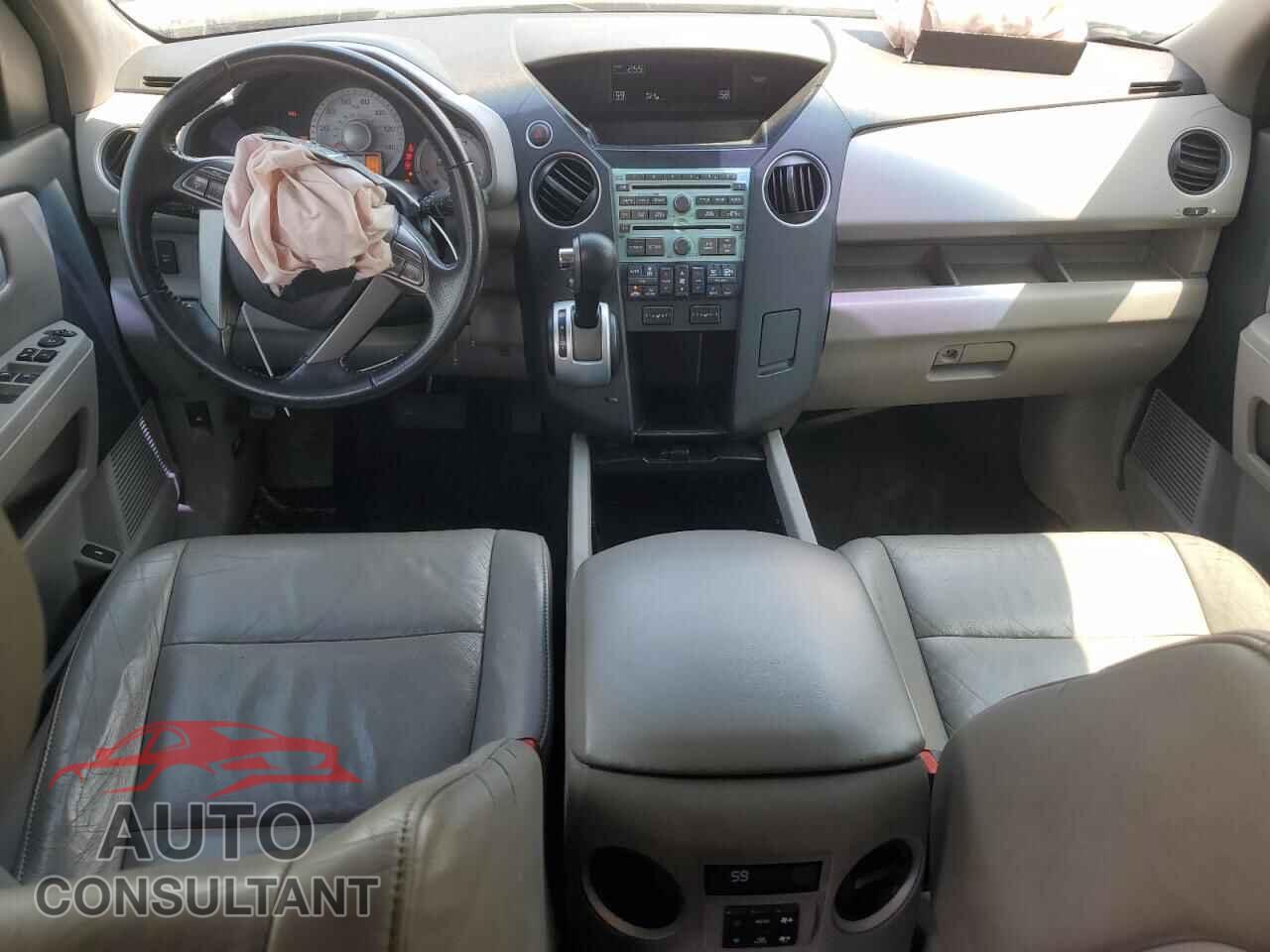 HONDA PILOT 2010 - 5FNYF3H67AB020812