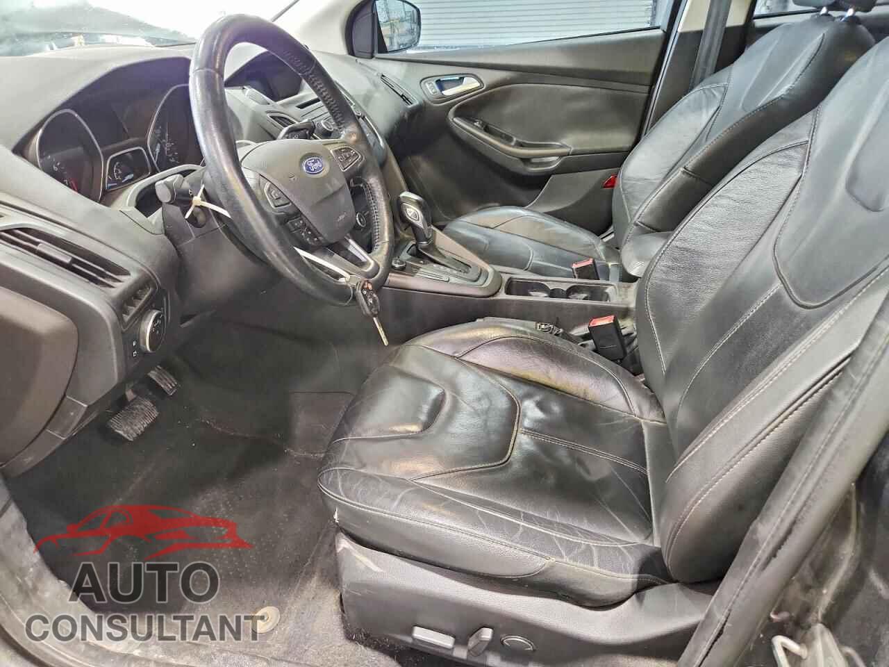 FORD FOCUS 2016 - 1FADP3K26GL325988