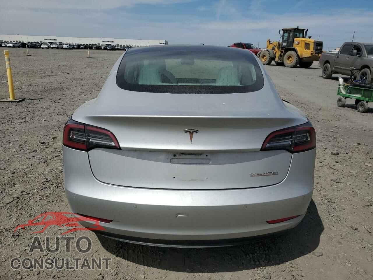 TESLA MODEL 3 2018 - 5YJ3E1EB3JF056032