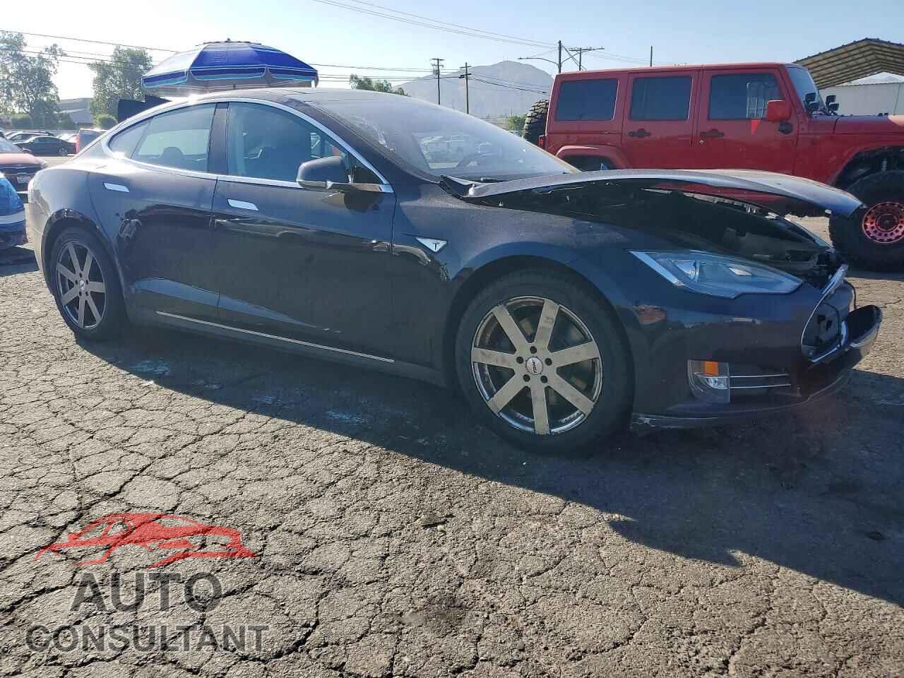 TESLA MODEL S 2014 - 5YJSA1S17EFP32698