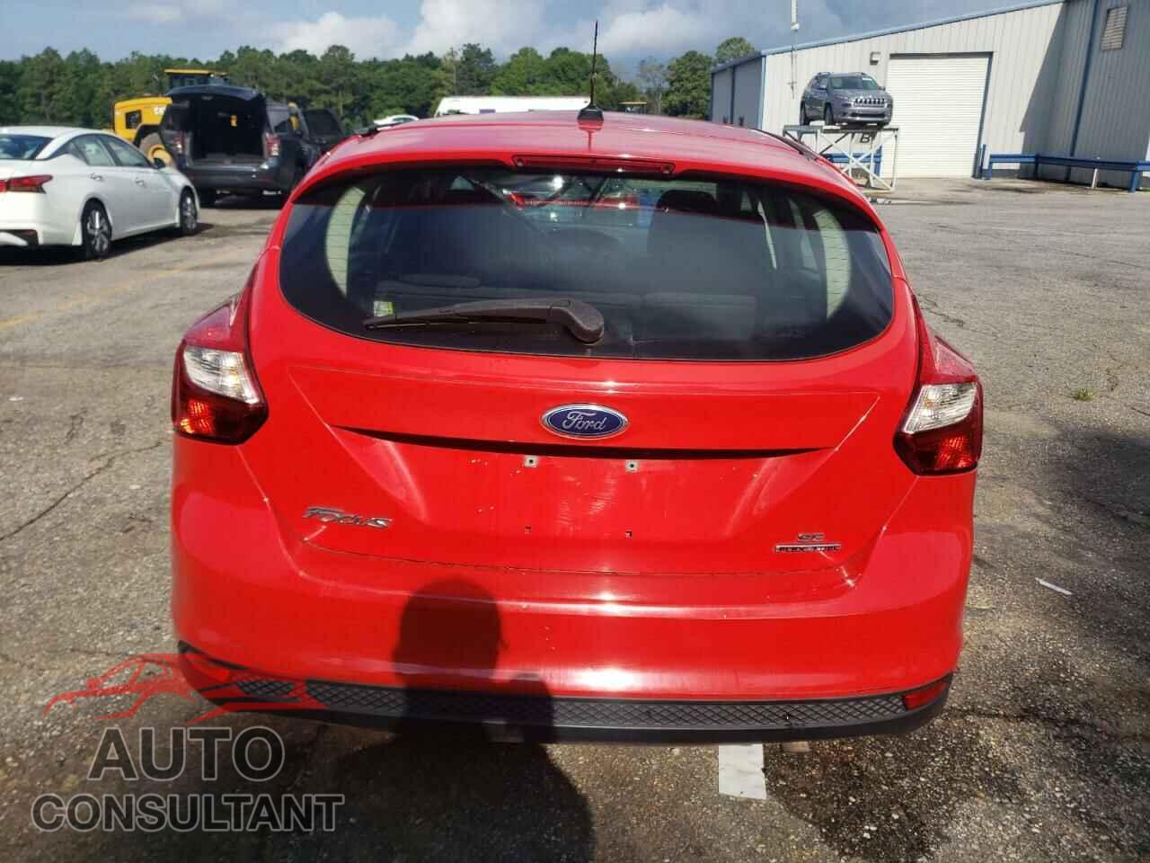 FORD FOCUS 2014 - 1FADP3K26EL190797
