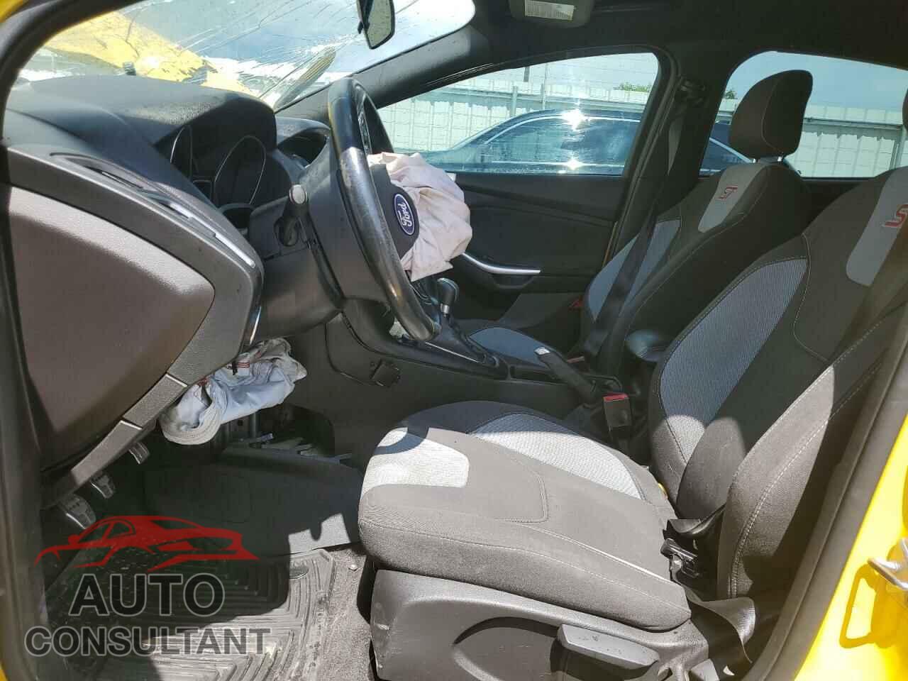 FORD FOCUS 2017 - 1FADP3L99HL341261