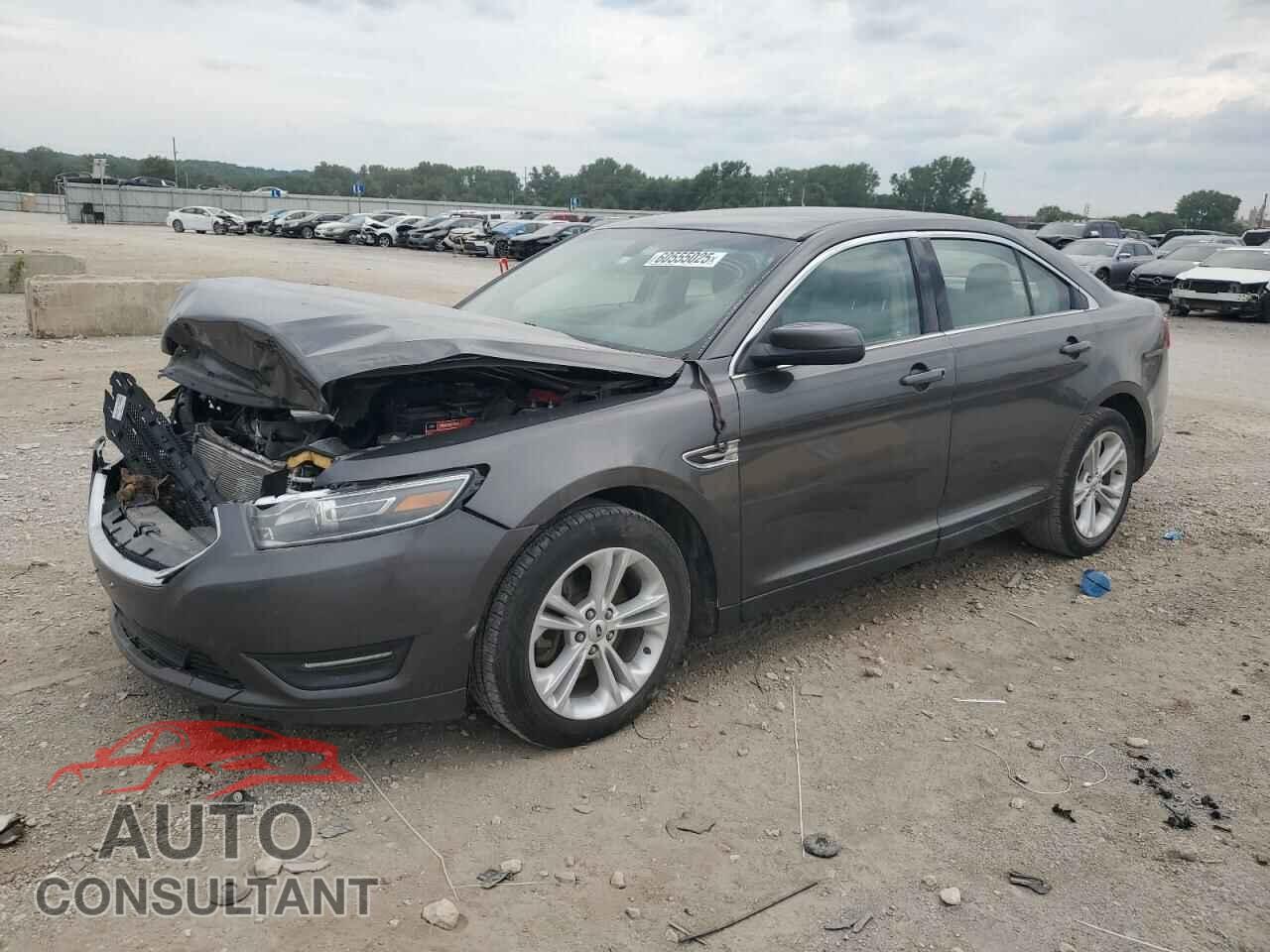 FORD TAURUS 2017 - 1FAHP2E84HG137752