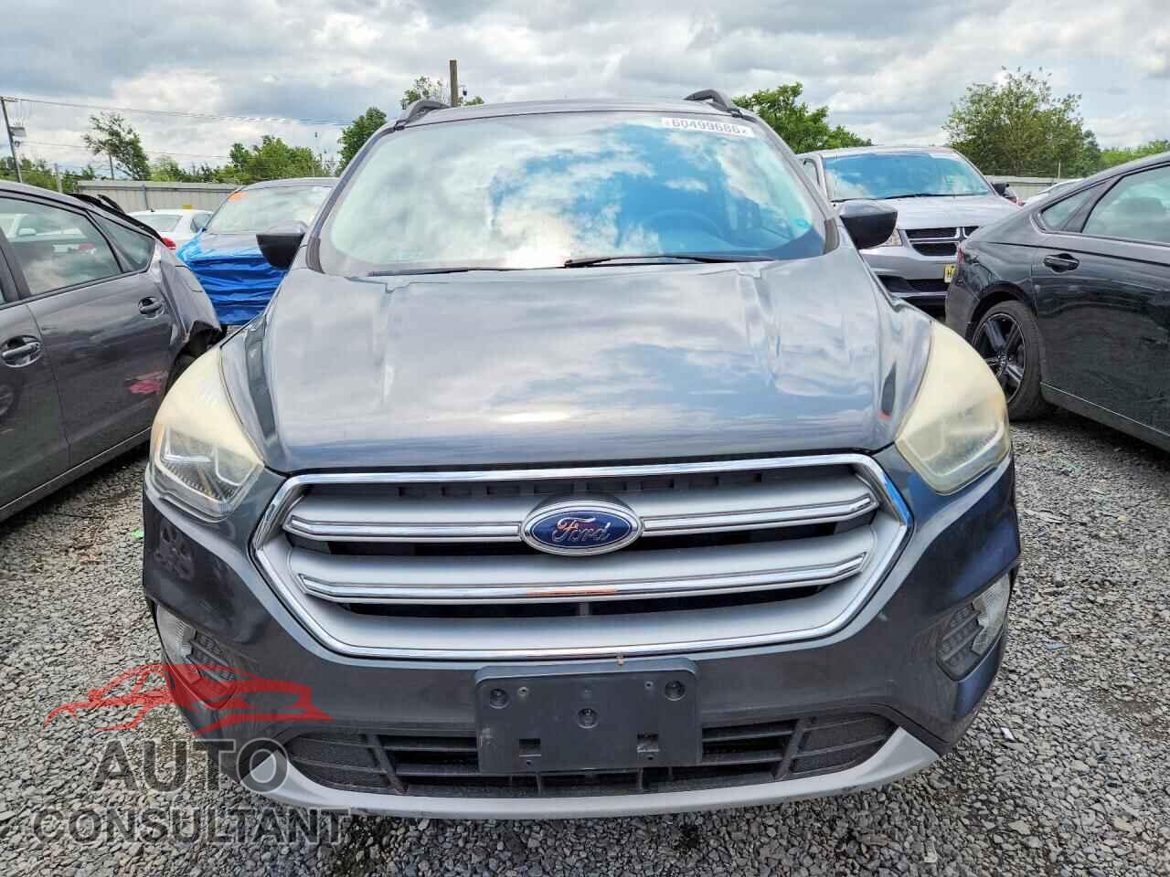 FORD ESCAPE 2017 - 1FMCU9GD9HUE67433