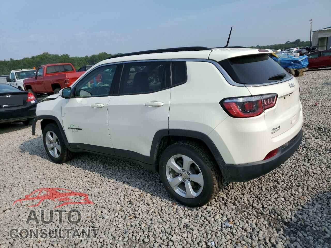 JEEP COMPASS 2018 - 3C4NJDBB7JT256777
