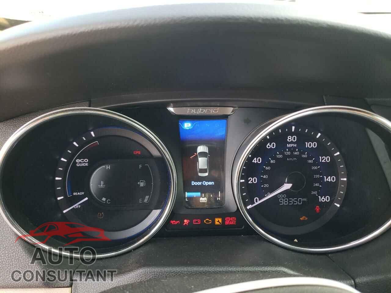 HYUNDAI SONATA 2015 - KMHEC4A48FA123517