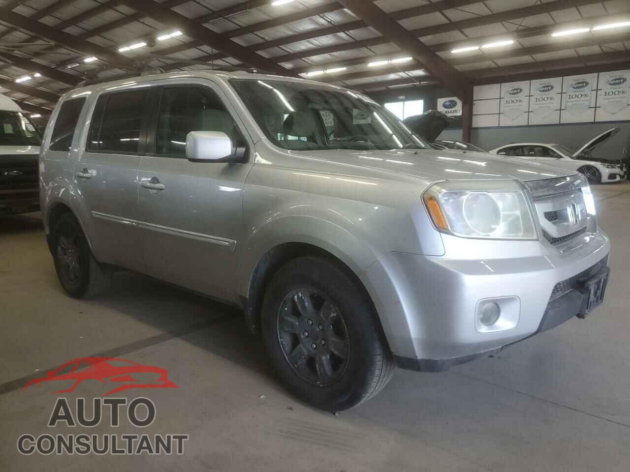 HONDA PILOT 2011 - 5FNYF4H43BB098896