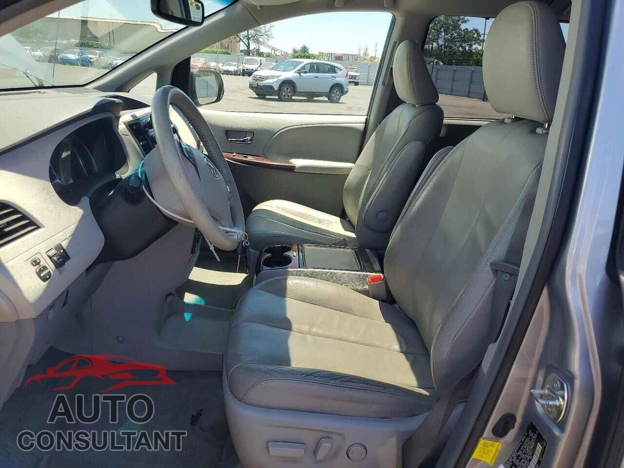 TOYOTA SIENNA 2012 - 5TDYK3DC2CS276068