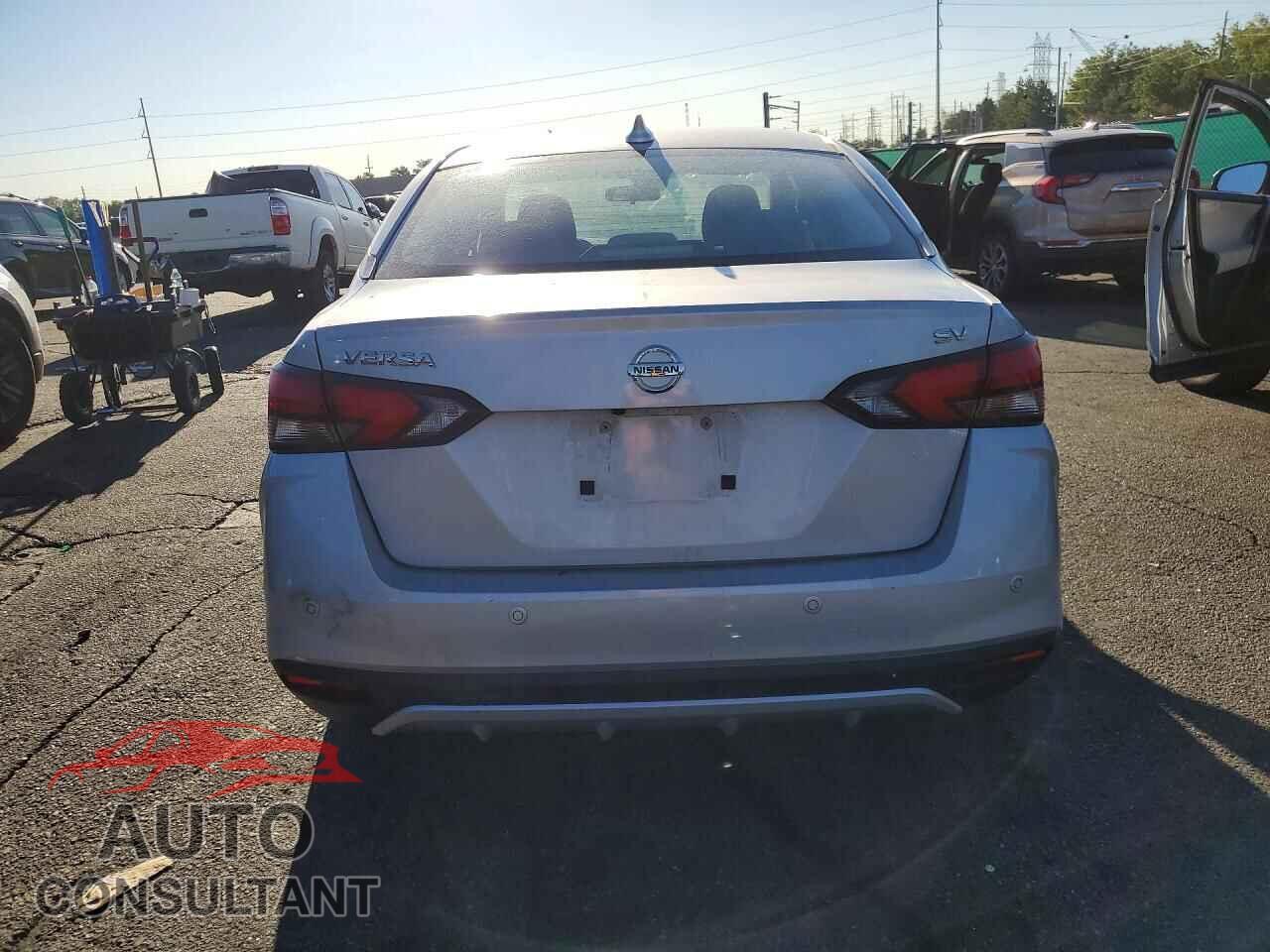 NISSAN VERSA 2020 - 3N1CN8EV0LL877647