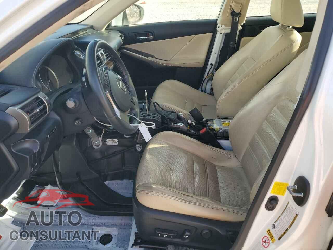 LEXUS IS 2014 - JTHBF1D25E5003302