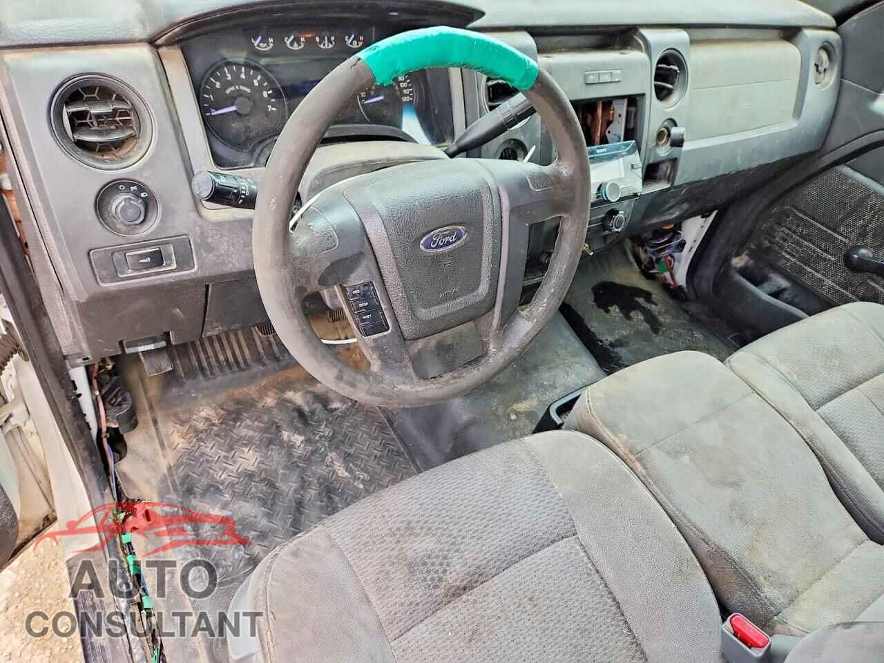 FORD F150 2011 - 1FTMF1CM4BKD35502