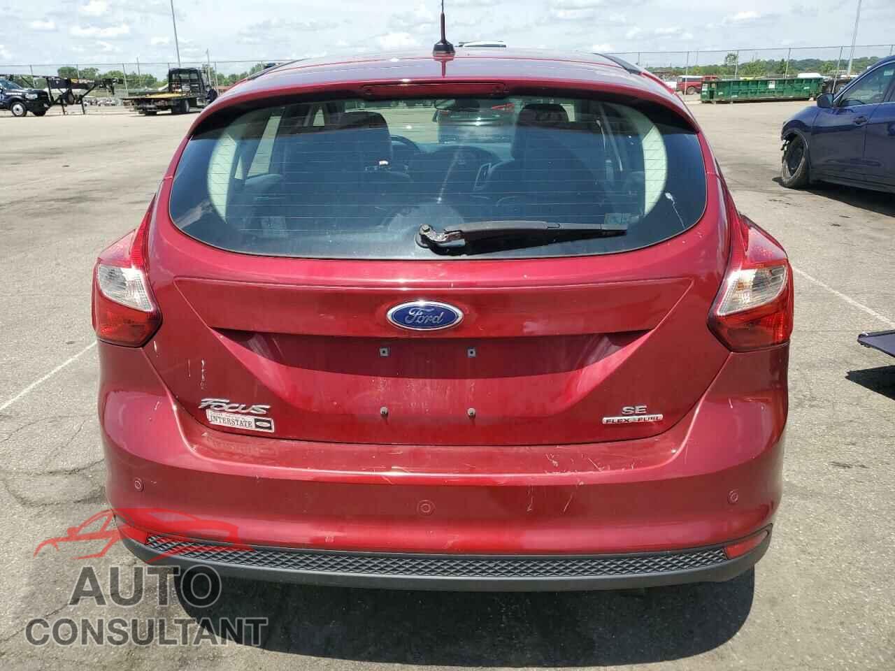FORD FOCUS 2014 - 1FADP3K27EL174379