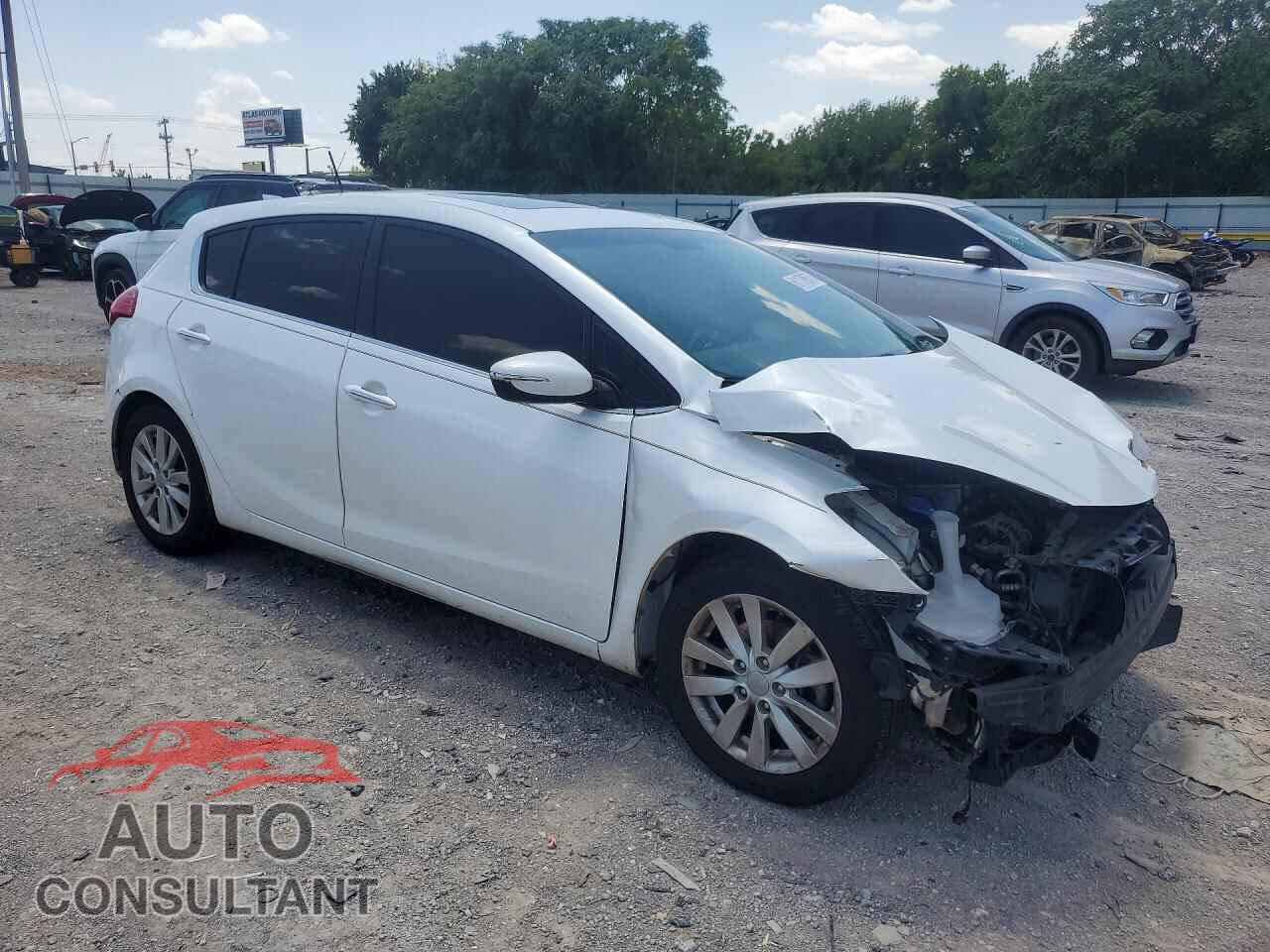 KIA FORTE 2015 - KNAFX5A89F5348444