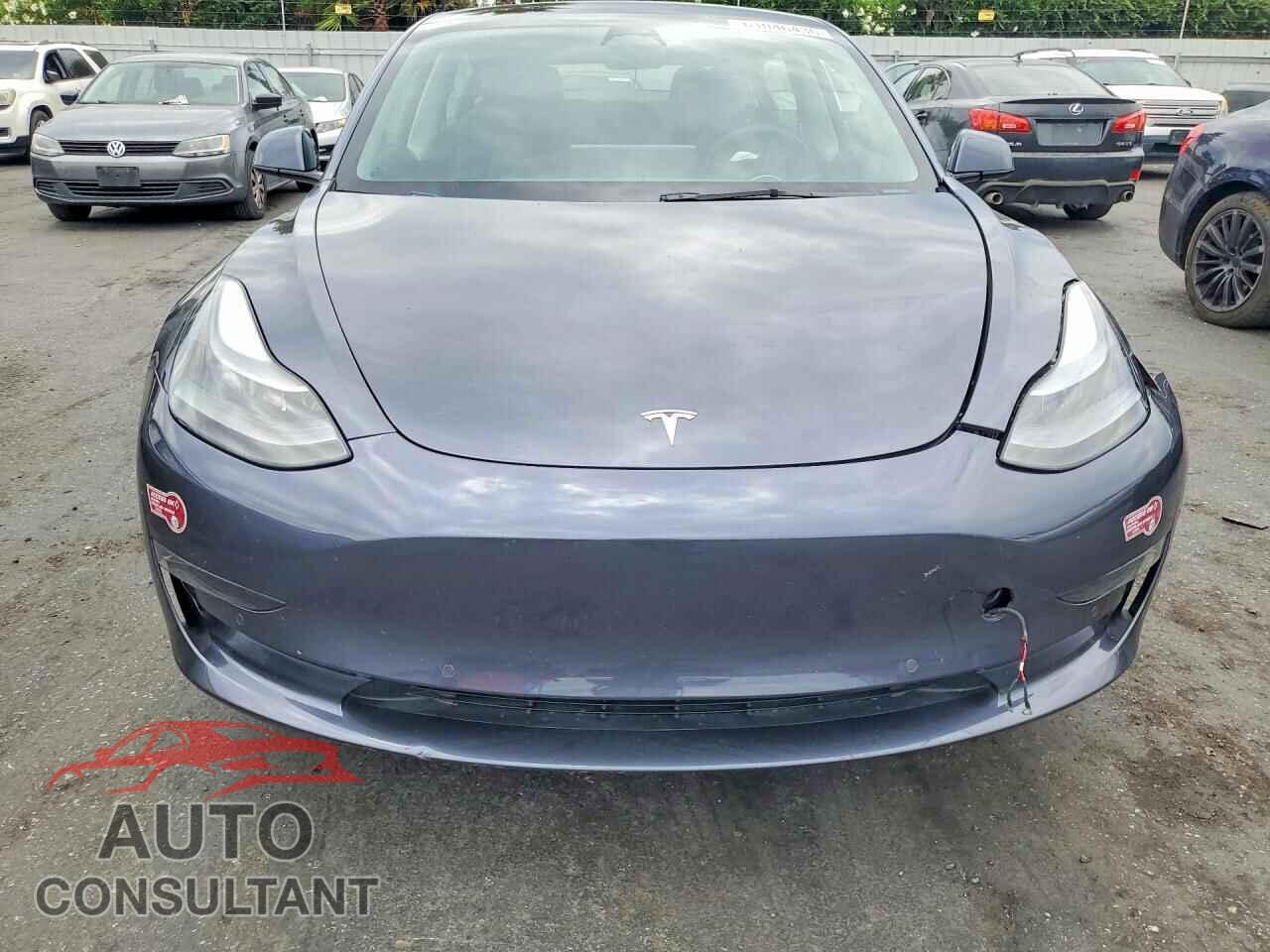 TESLA MODEL 3 2022 - 5YJ3E1EA3NF233675