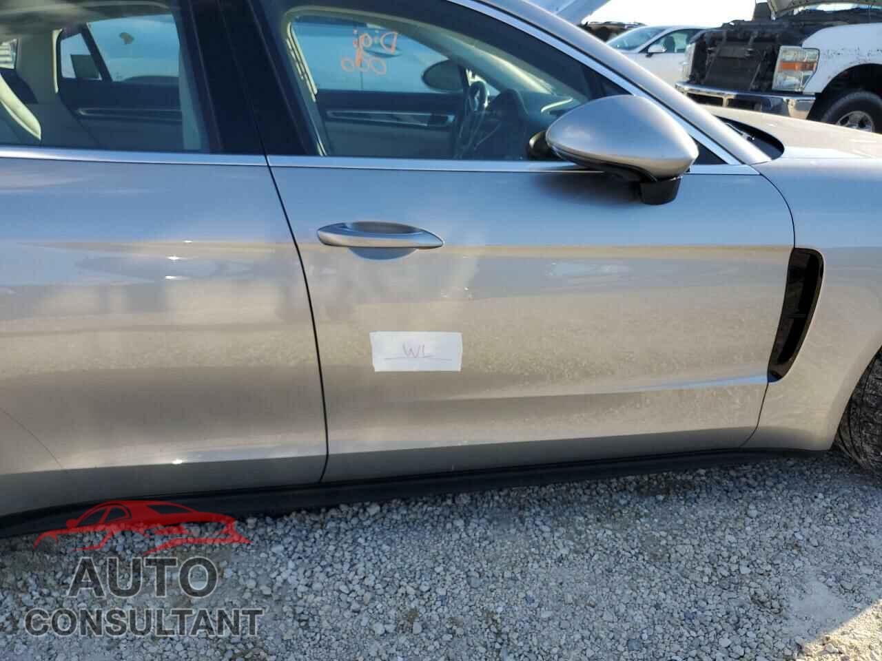 PORSCHE PANAMERA 2017 - WP0AB2A70HL122518