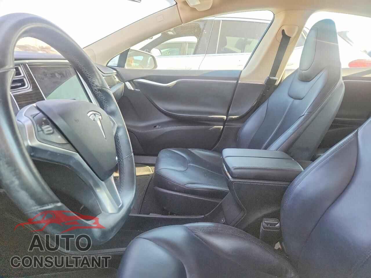 TESLA MODEL S 2014 - 5YJSA1H16EFP51900