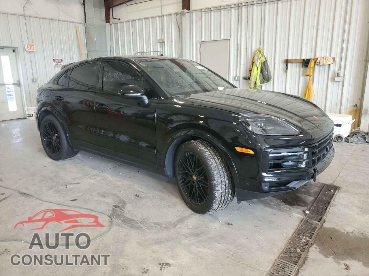 PORSCHE CAYENNE 2024 - WP1BA2AY3RDA56525