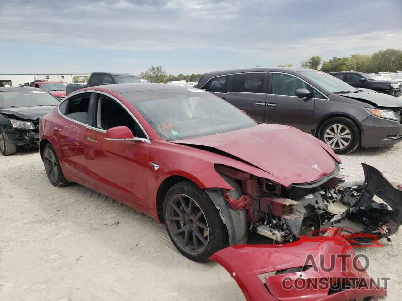 TESLA MODEL 3 2019 - 5YJ3E1EA8KF298937