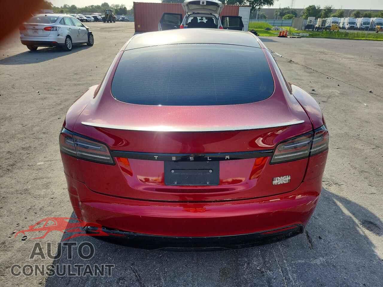 TESLA MODEL S 2025 - 5YJSA1E61SF548456