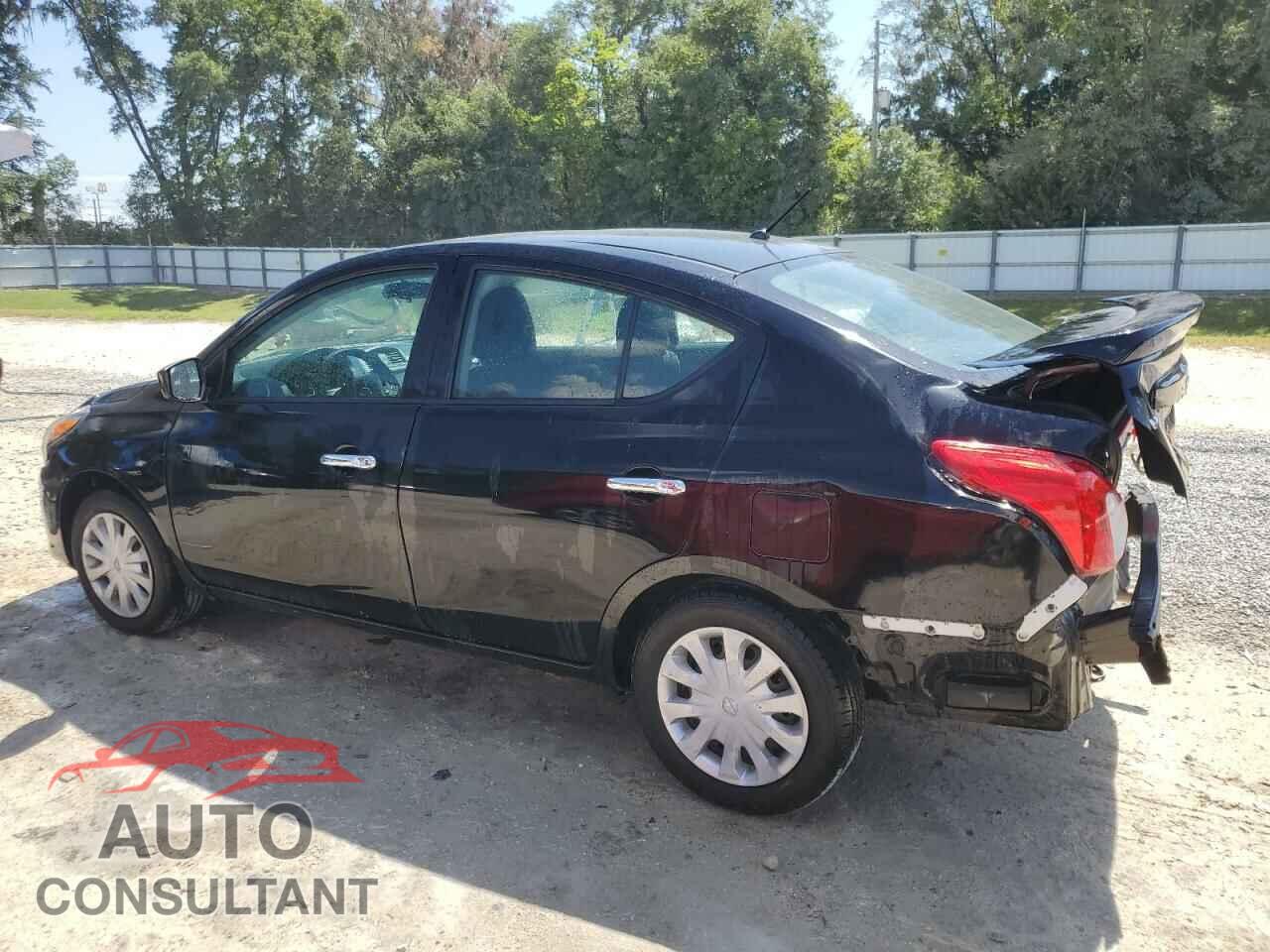 NISSAN VERSA 2019 - 3N1CN7AP3KL858462