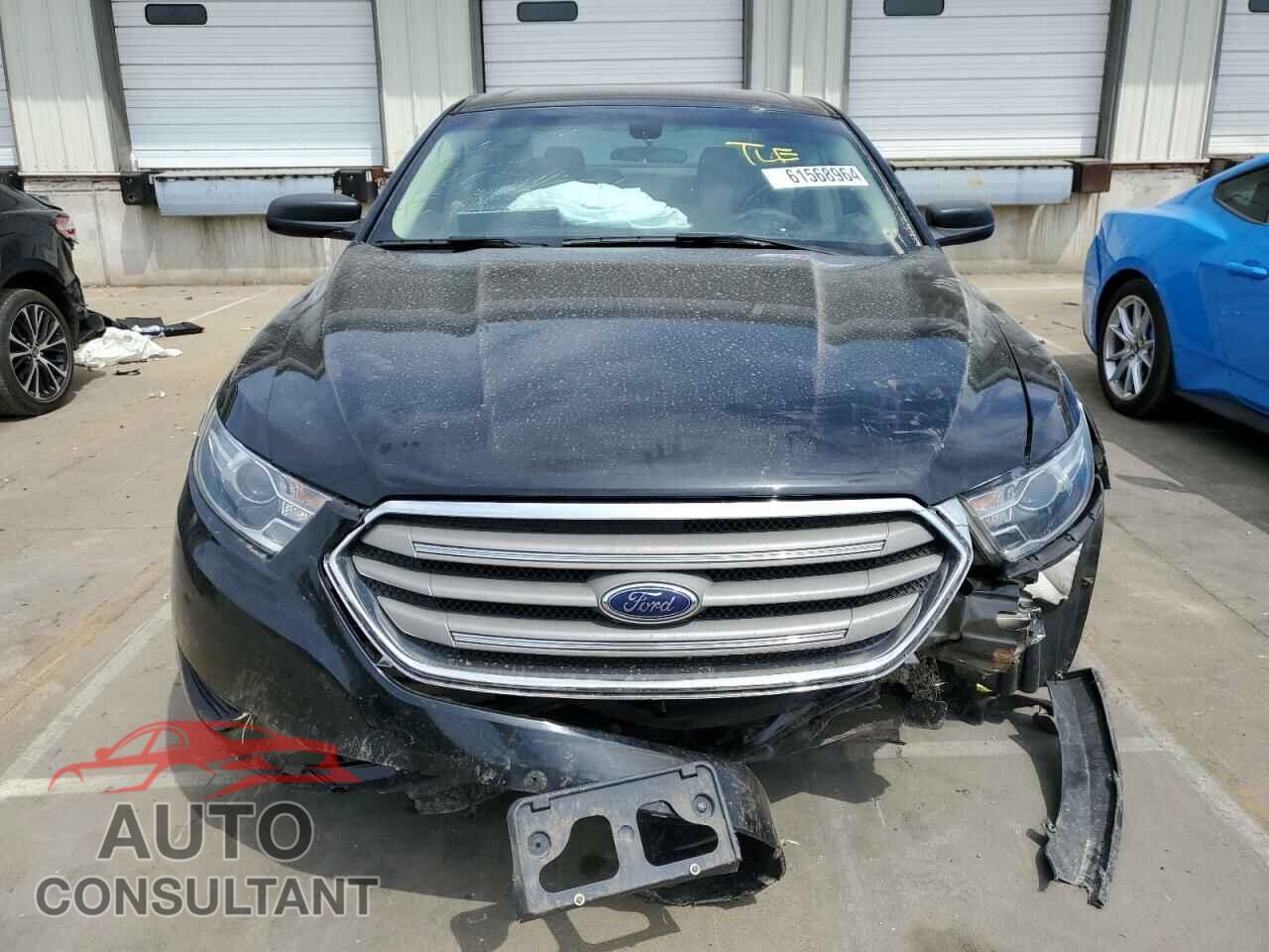 FORD TAURUS 2017 - 1FAHP2D85HG130455
