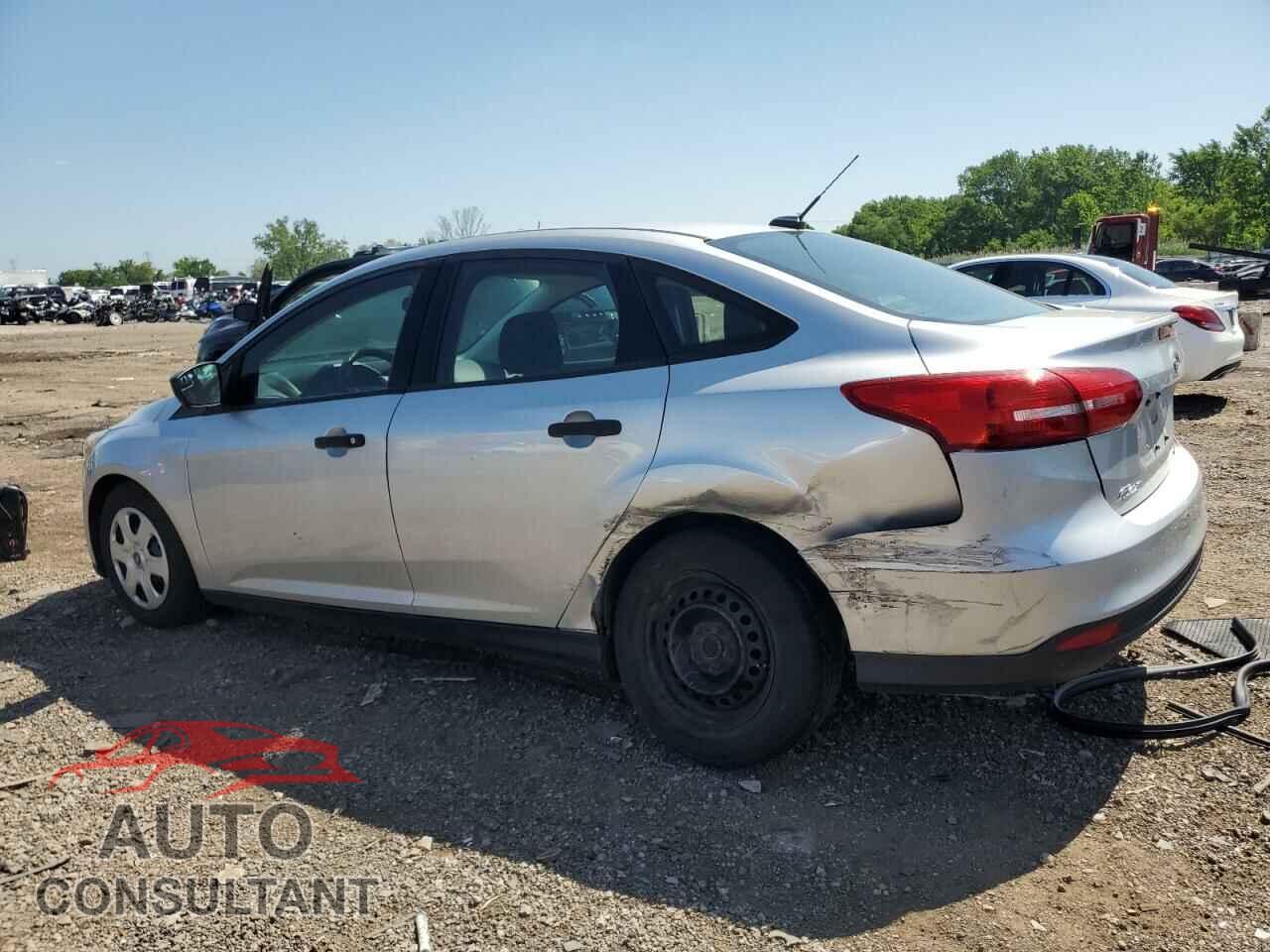 FORD FOCUS 2015 - 1FADP3E23FL248698