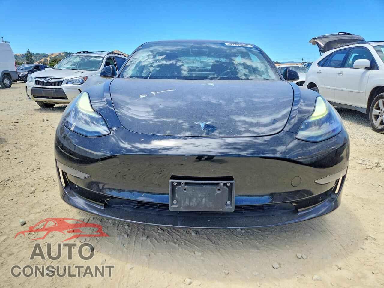 TESLA MODEL 3 2021 - 5YJ3E1EA5MF084037