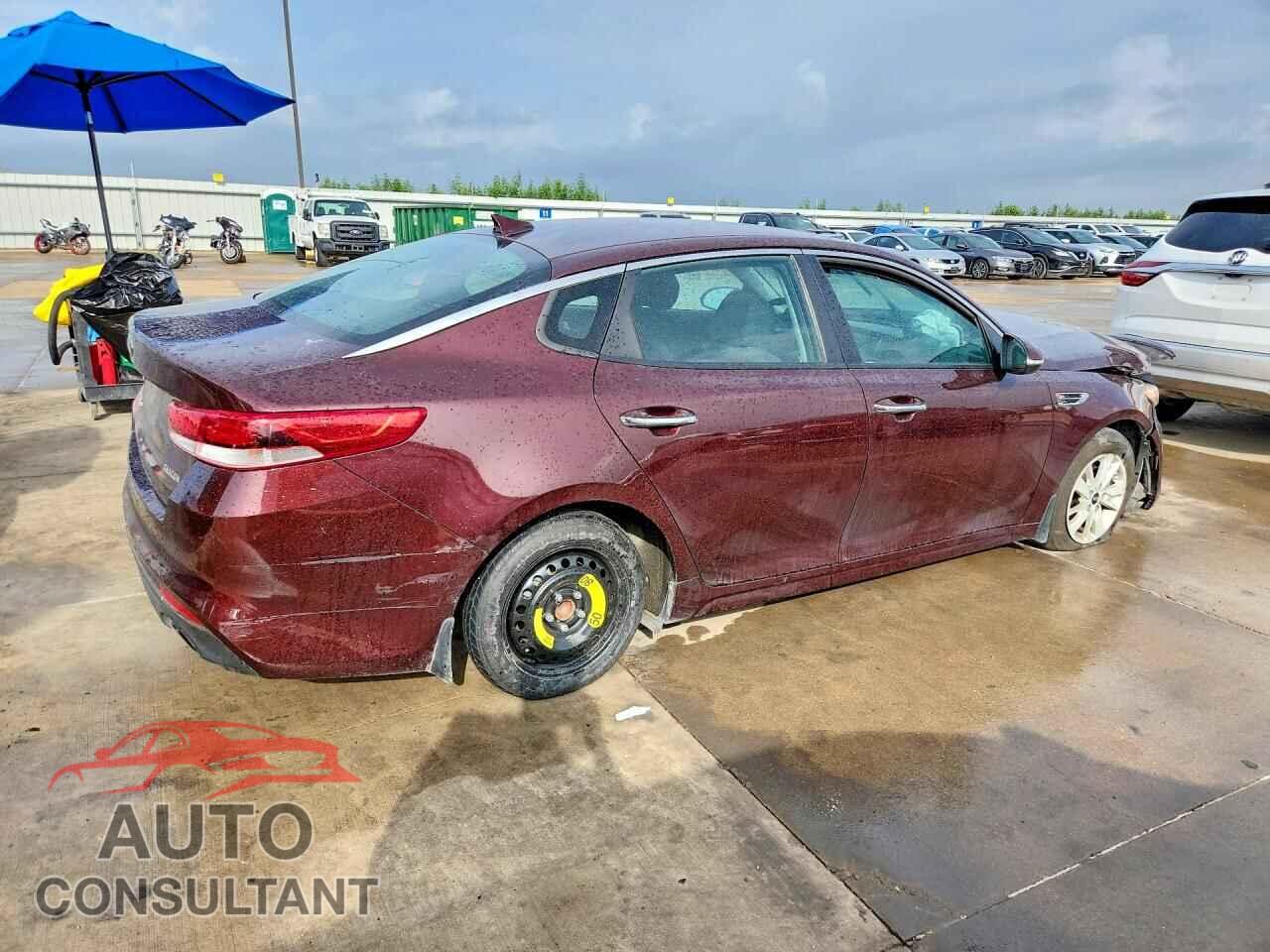 KIA OPTIMA 2018 - 5XXGT4L39JG190657