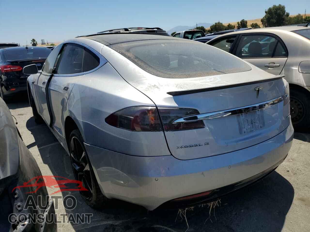 TESLA MODEL S 2018 - 5YJSA1E43JF259513