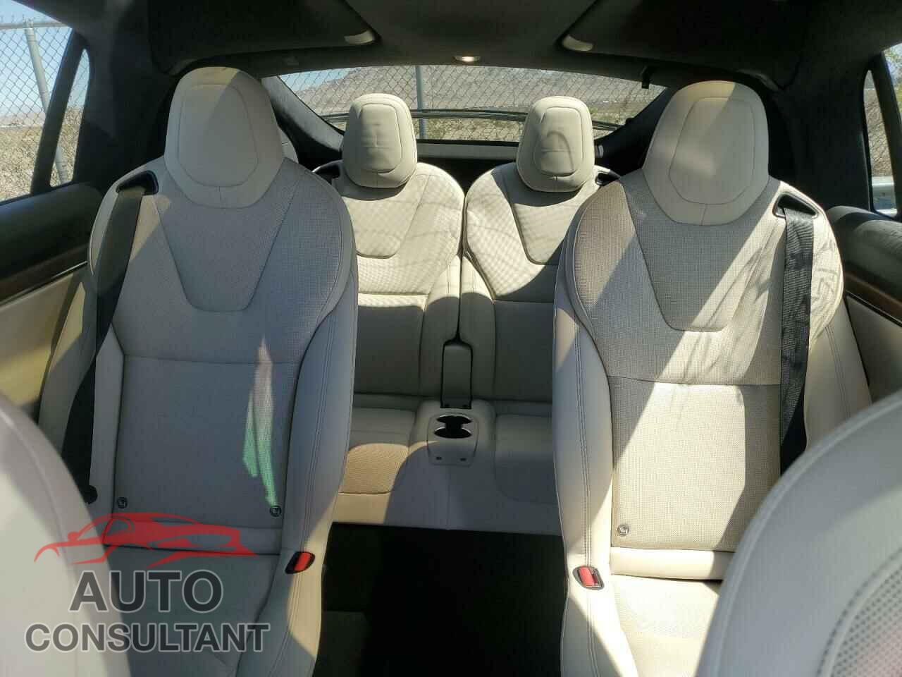 TESLA MODEL X 2023 - 7SAXCBE51PF377716
