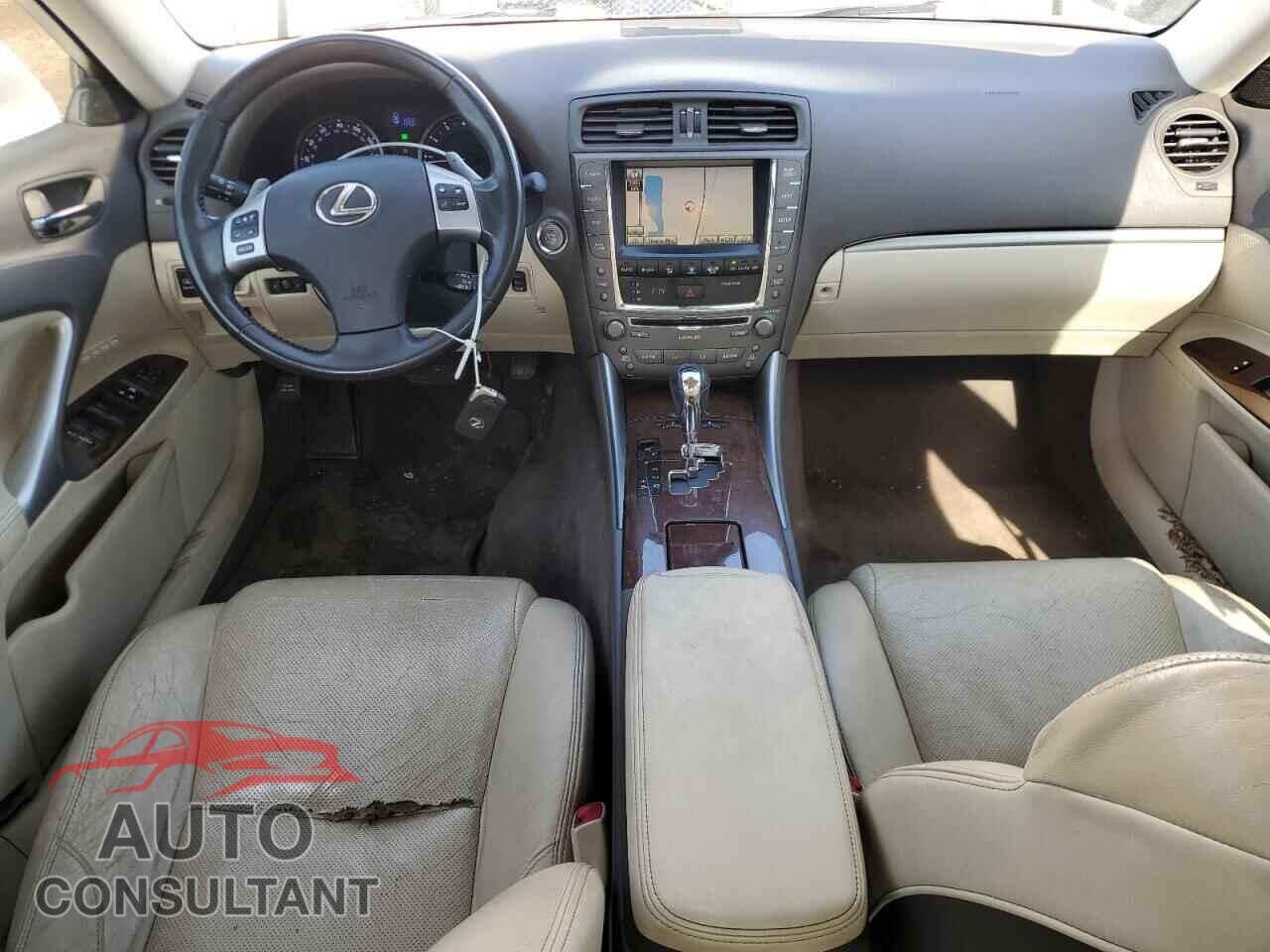 LEXUS IS 2011 - JTHCE5C20B5000416
