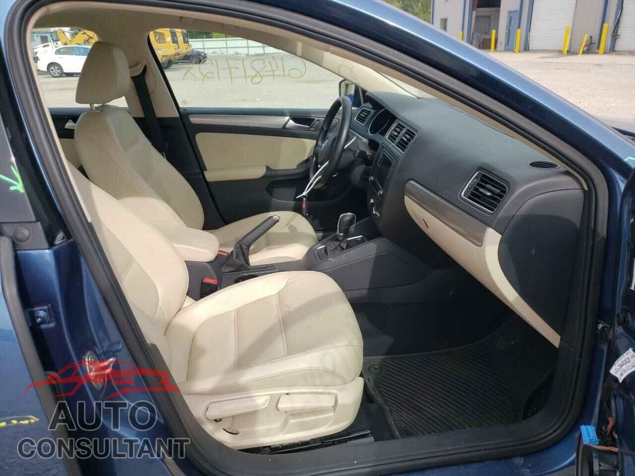 VOLKSWAGEN JETTA 2017 - 3VWDB7AJ2HM202243