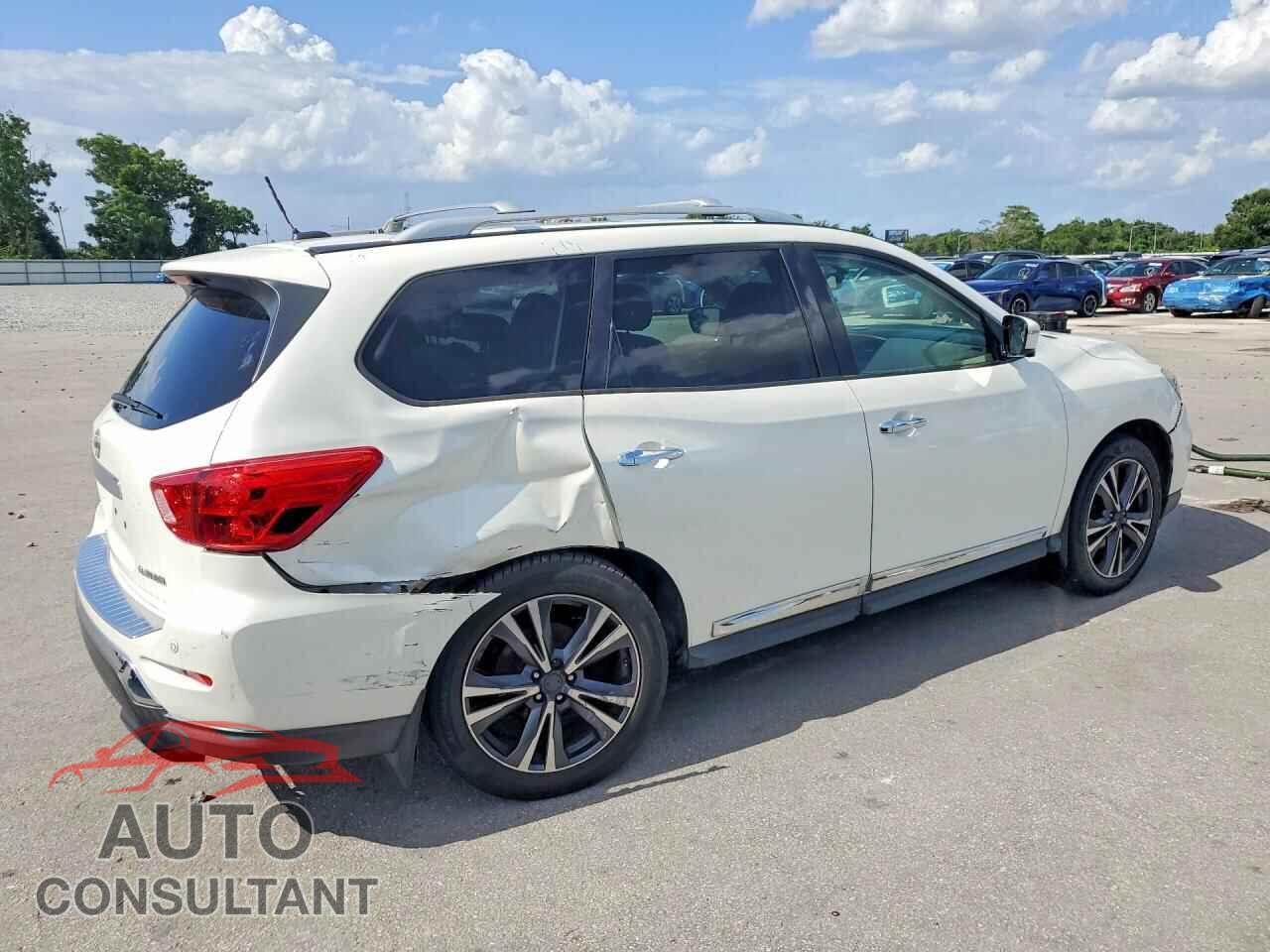 NISSAN PATHFINDER 2017 - 5N1DR2MN2HC612800