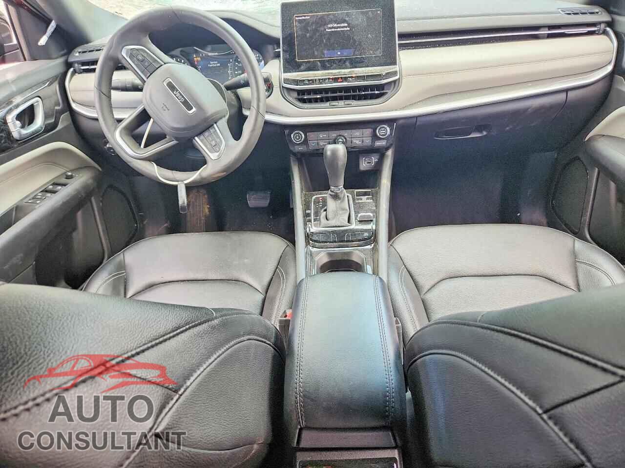 JEEP COMPASS 2025 - 3C4NJDCN3ST509183