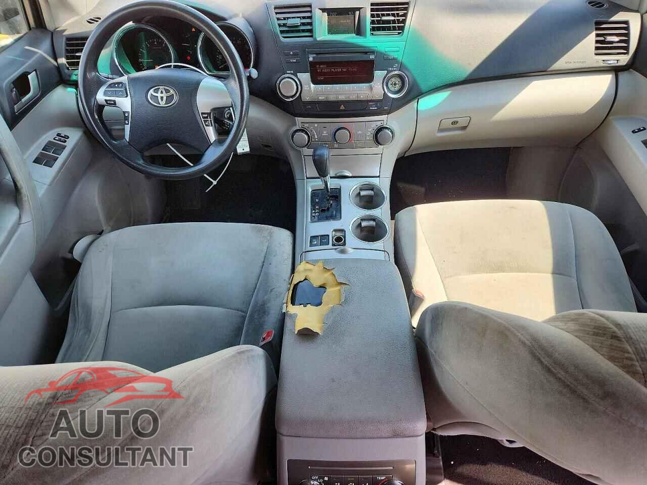 TOYOTA HIGHLANDER 2012 - 5TDBK3EH4CS112076
