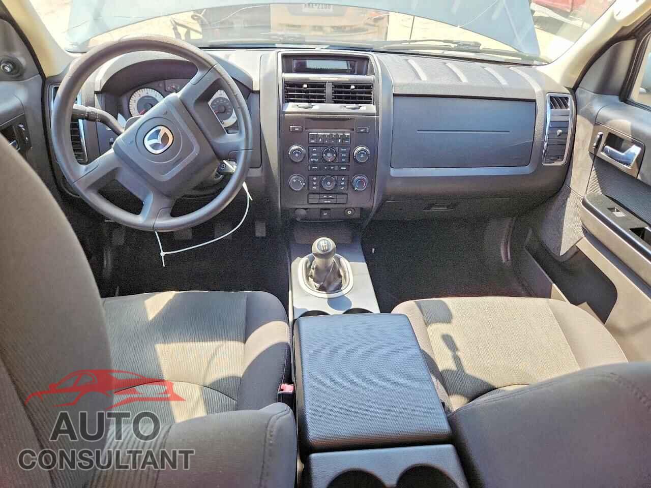 MAZDA TRIBUTE 2011 - 4F2CY0C74BKM07017