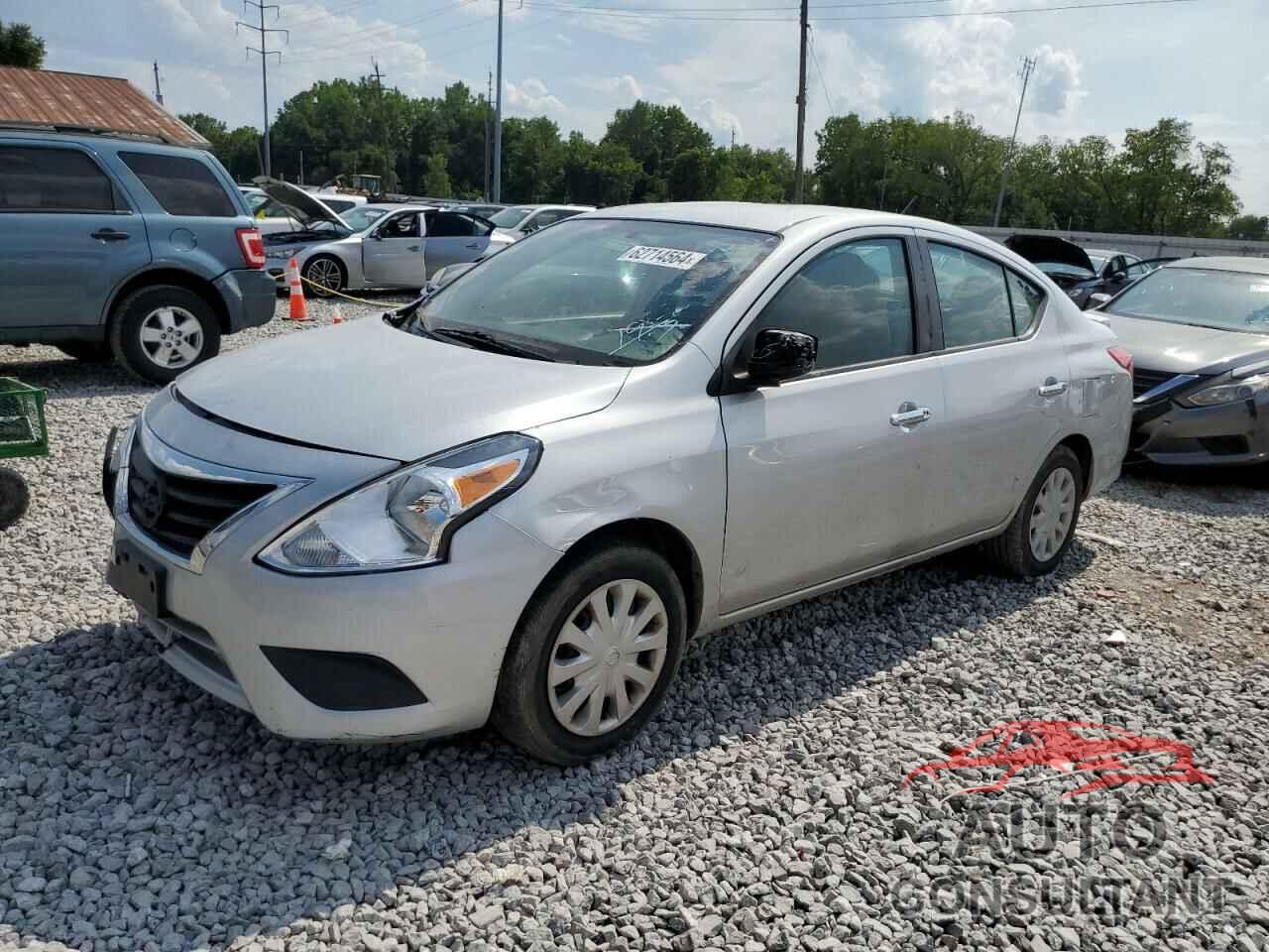 NISSAN VERSA 2018 - 3N1CN7AP7JL877904